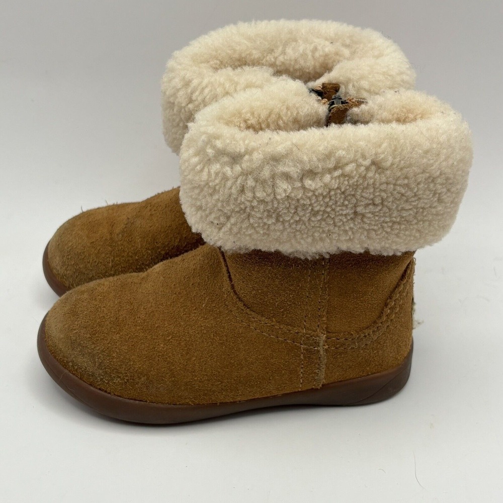 UGG Jorie II Winter Boots Unisex Kid 7 Brown Fur Trim Side Zip Round Toe Comfort